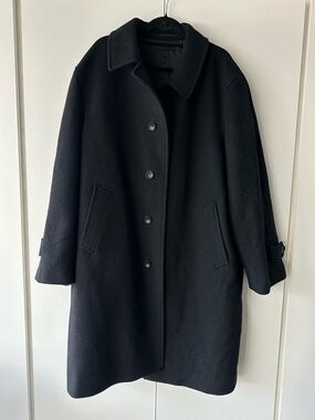 Uniqlo Men’s Black Wool Button-Front Coat